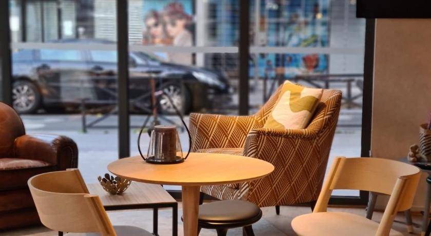 Photo of Livingroom in 20th Arrondissement