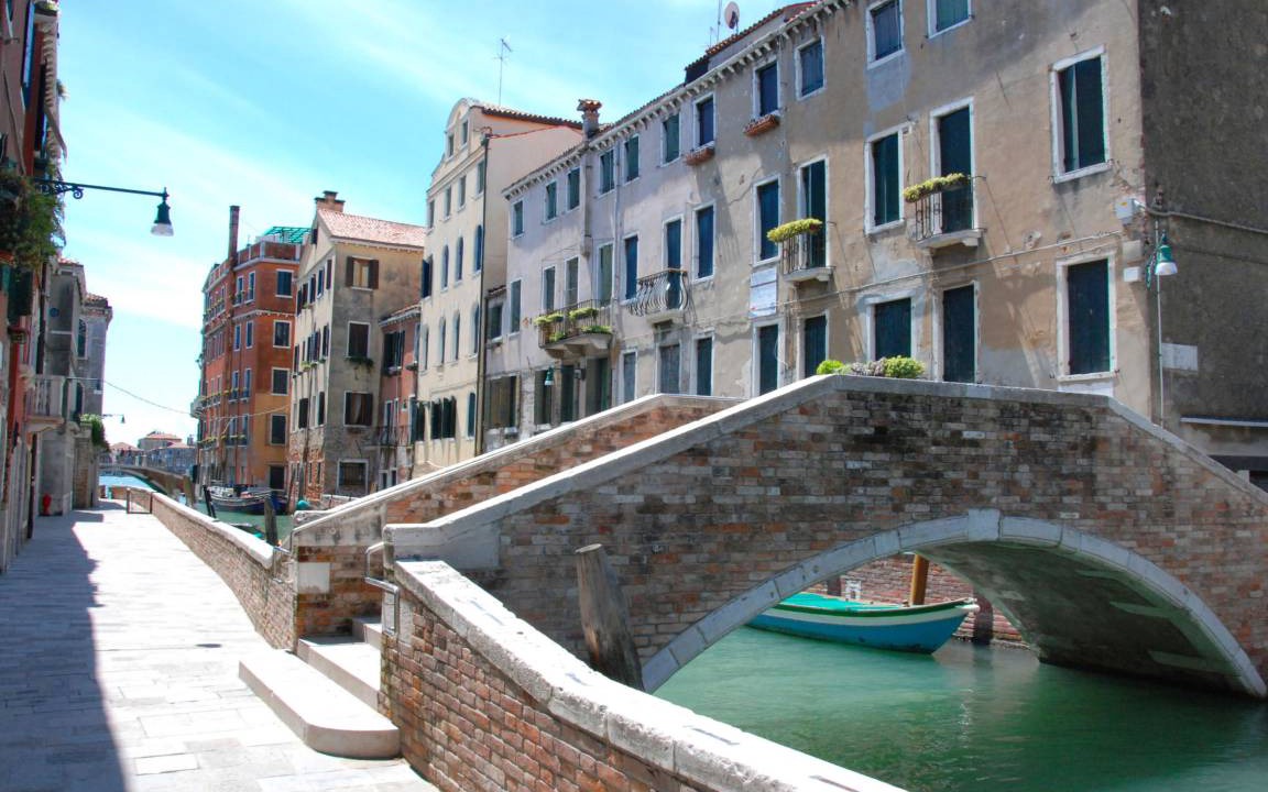 Photo of Others in Dorsoduro