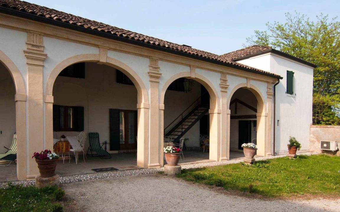 Photo of Buildings in Olmo di Mira