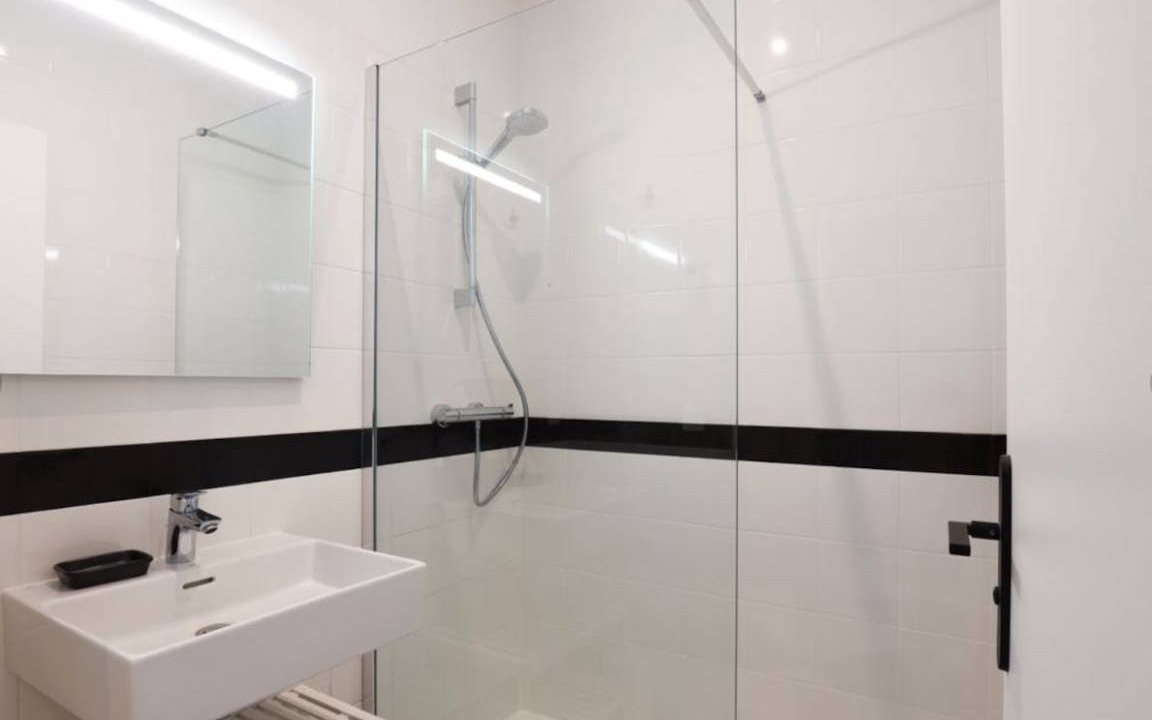 Photo of Bathroom in Alfortville
