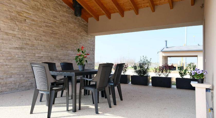 Photo of Patio Balcony in Ovest