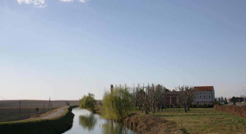 Photo of Others in Engazza