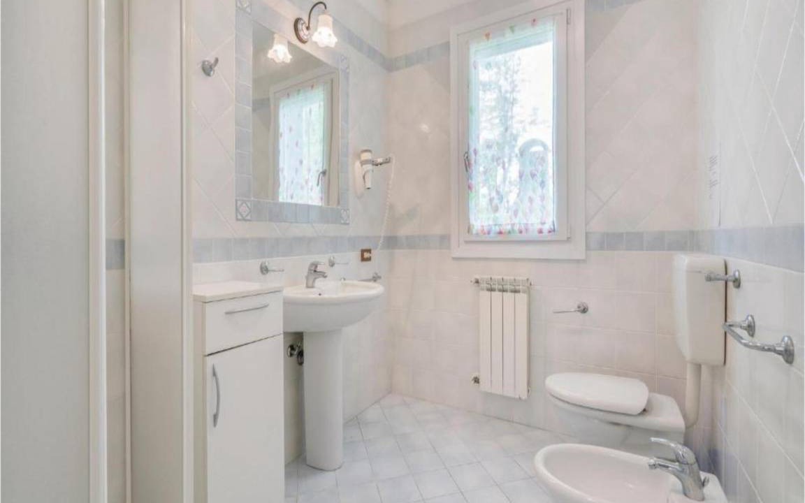 Photo of Bathroom in Isola Albarella