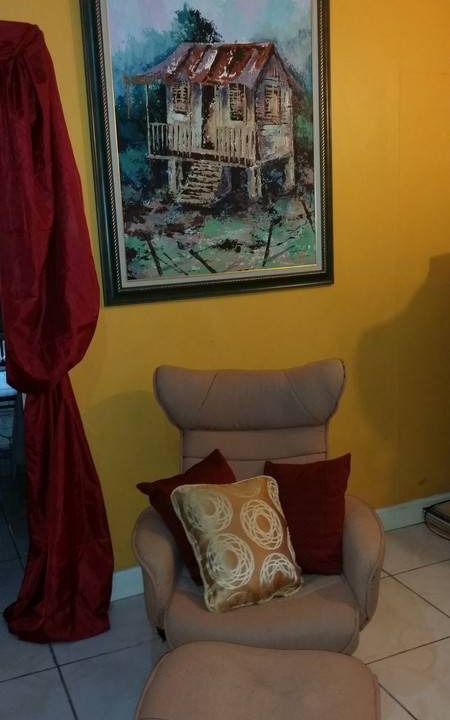 Photo of Livingroom in Eastwood Park