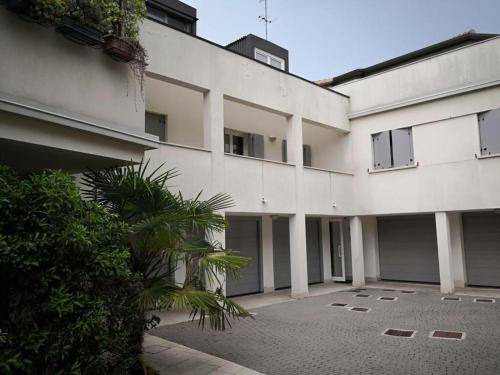 Photo of Buildings in Guizza