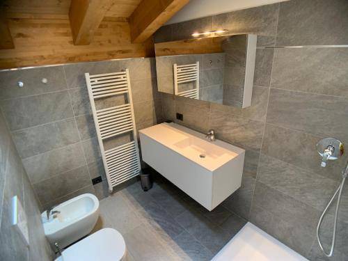Photo of Bathroom in Padola
