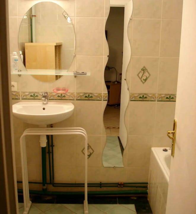 Photo of Bathroom in Cachan