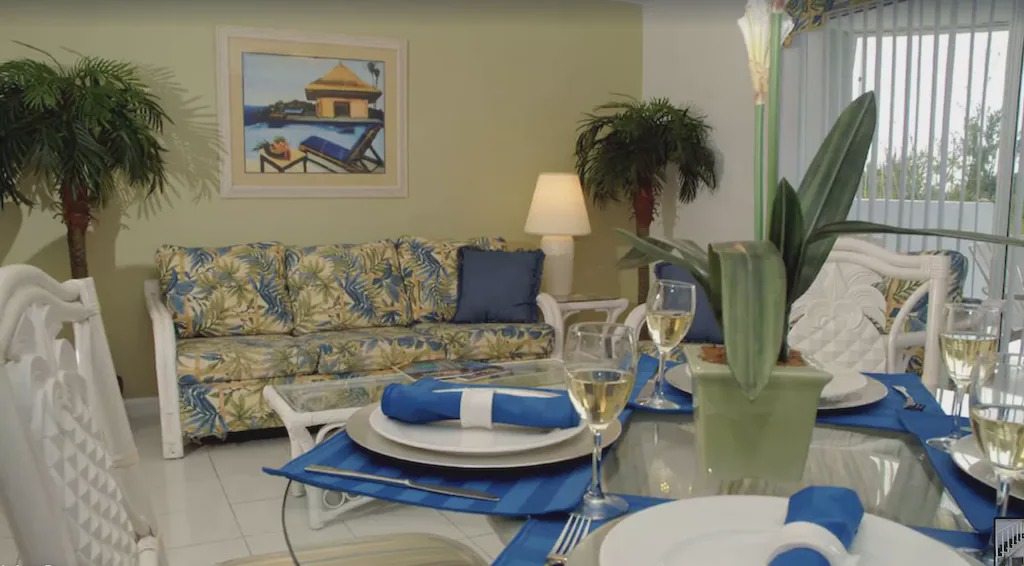 Photo of Livingroom in Bahama Reef