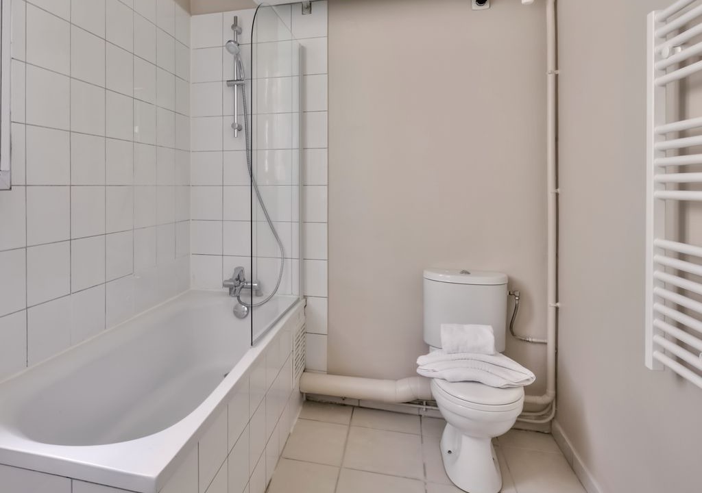 Photo of Bathroom in Plaisance