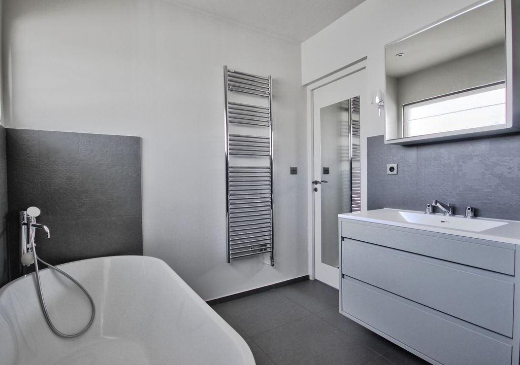 Photo of Bathroom in Silly-Gallieni