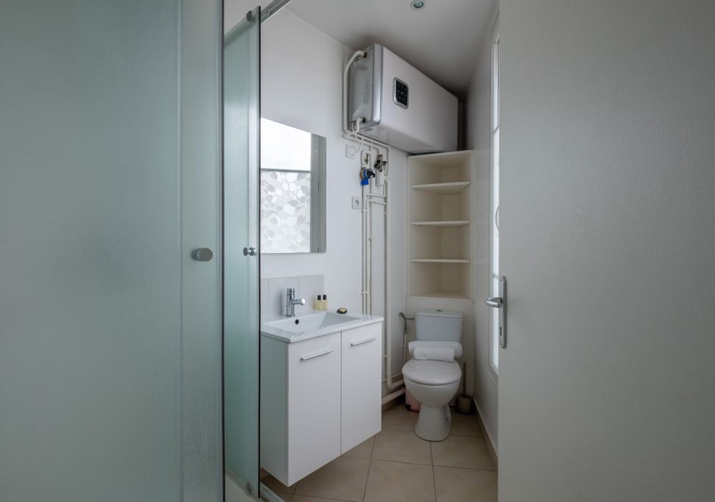 Photo of Bathroom in Quartier de la Goutte-d'Or