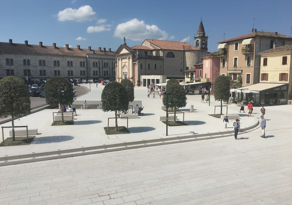 Photo of Others in Peschiera del Garda City Centre