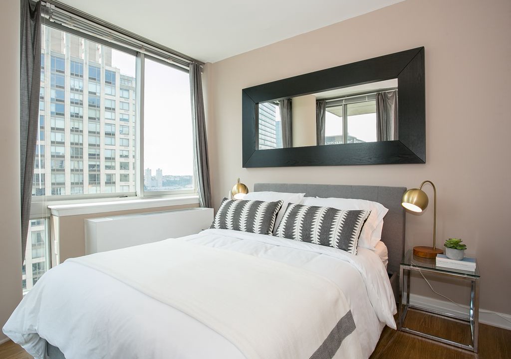 Photo of Bedroom in Lincoln Square
