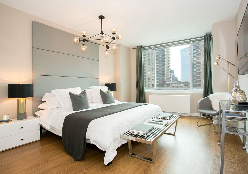 Photo of Bedroom in Lincoln Square