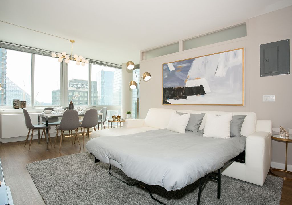 Photo of Bedroom in Lincoln Square