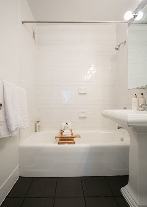 Photo of Bathroom in Lincoln Square