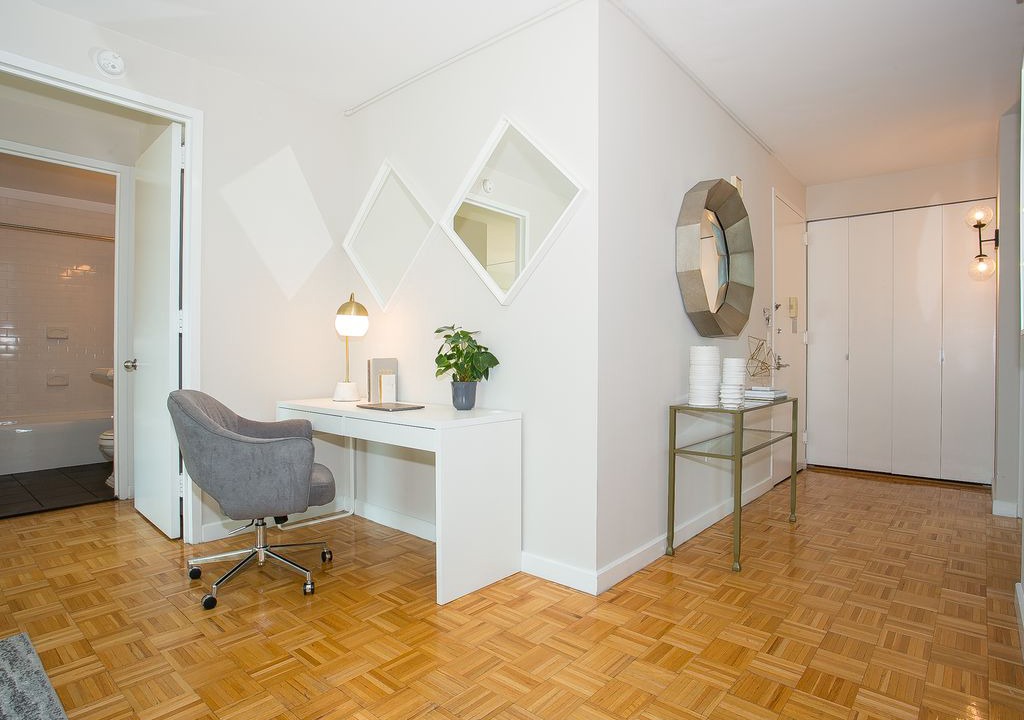 Photo of Livingroom in Lincoln Square
