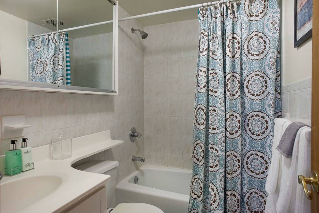 Photo of Bathroom in Lincoln Square