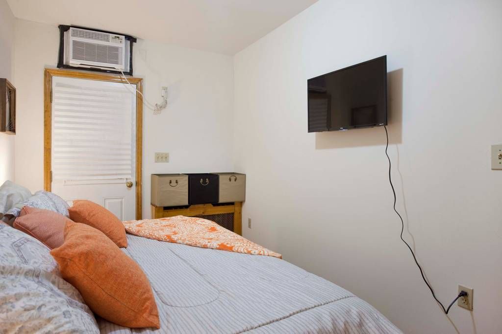 Photo of Bedroom in Lincoln Square