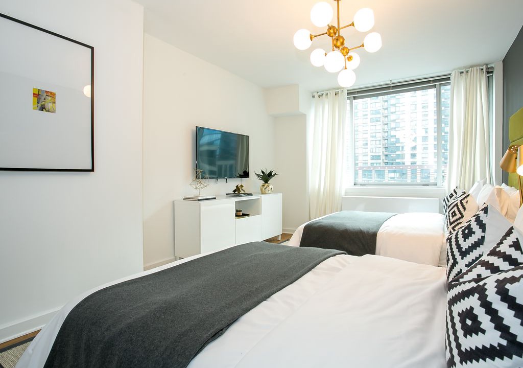 Photo of Bedroom in Lincoln Square