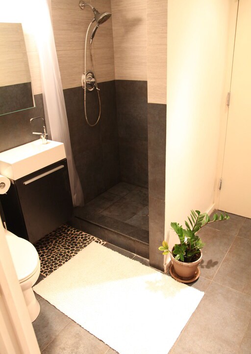Photo of Bathroom in South Slope