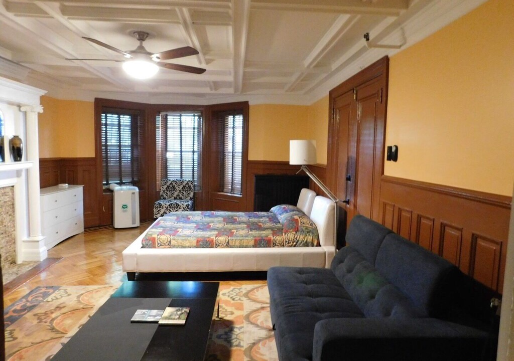 Photo of Livingroom in Crown Heights