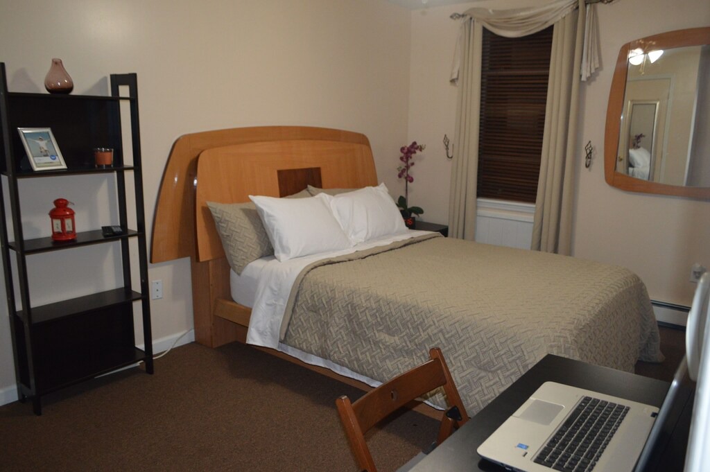 Photo of Bedroom in Ocean Hill