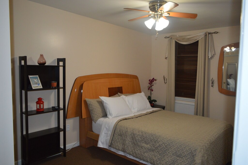 Photo of Bedroom in Ocean Hill