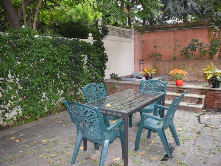 Photo of Patio Balcony in Kips Bay