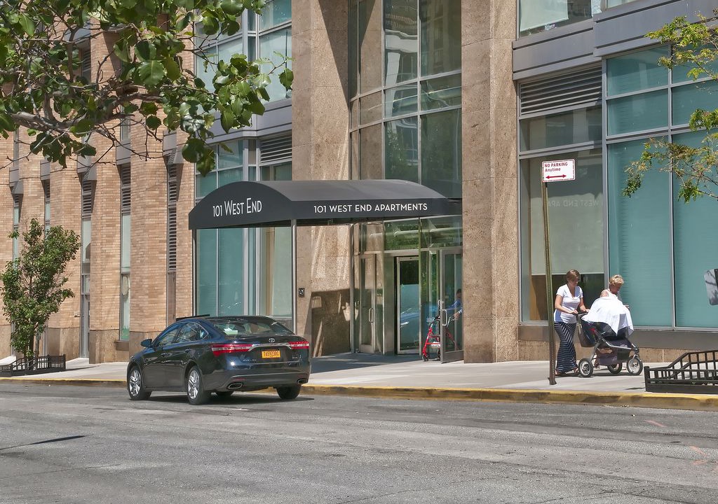 Photo of Buildings in Lincoln Square
