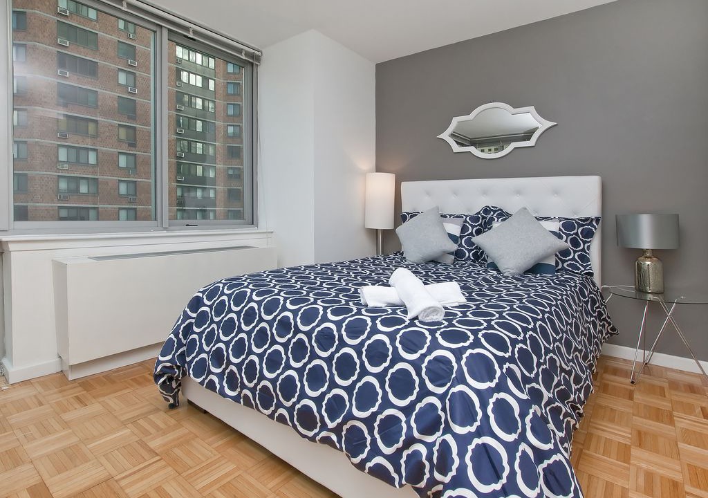 Photo of Bedroom in Lincoln Square