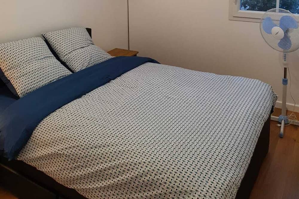 Photo of Bedroom in Le Plessis-Robinson