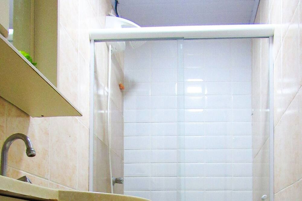 Photo of Bathroom in Marica