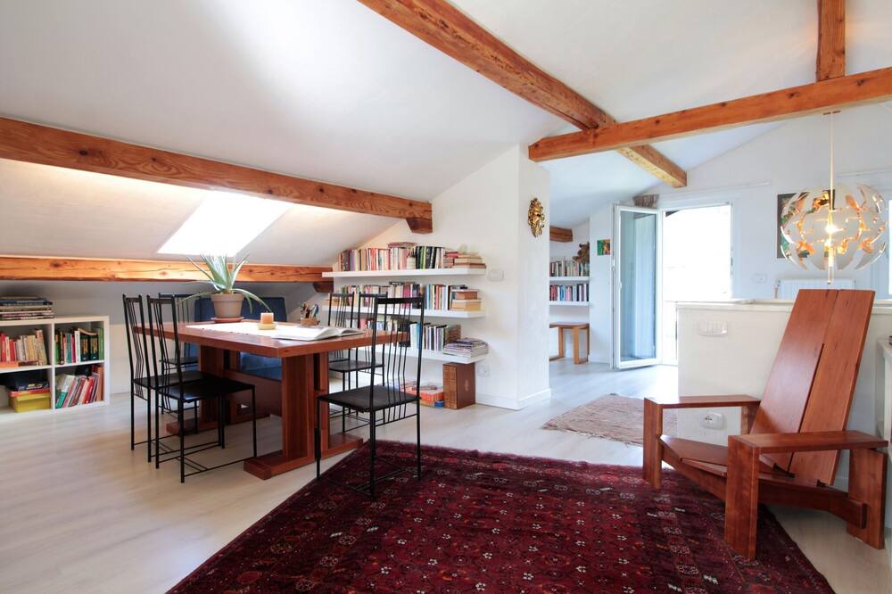 Photo of Livingroom in Lamon