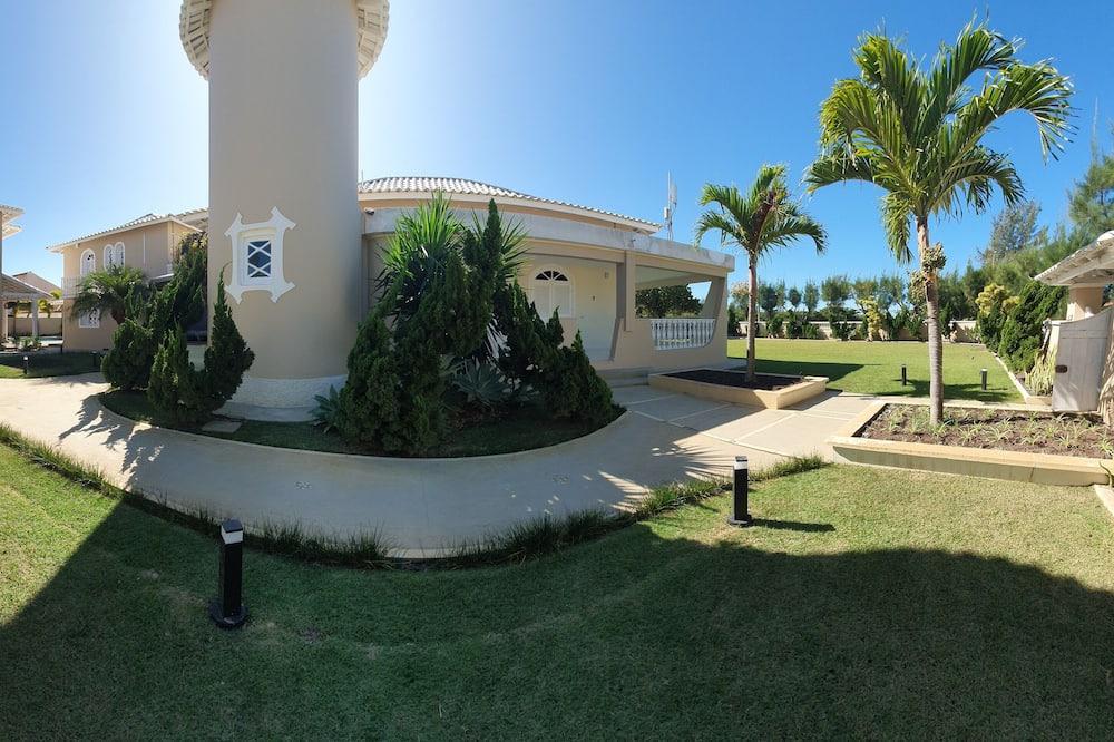 Photo of Outdoor in Grussai