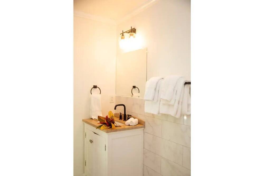 Photo of Bathroom in George Town