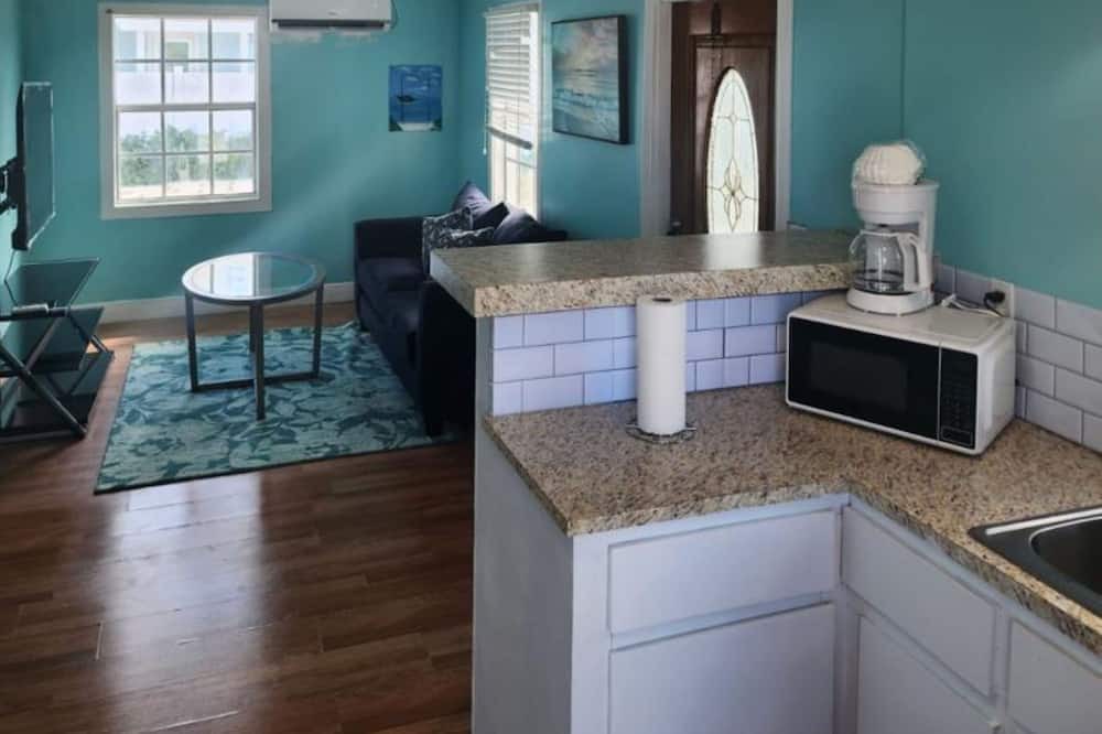 Photo of Kitchen in Tar Bay
