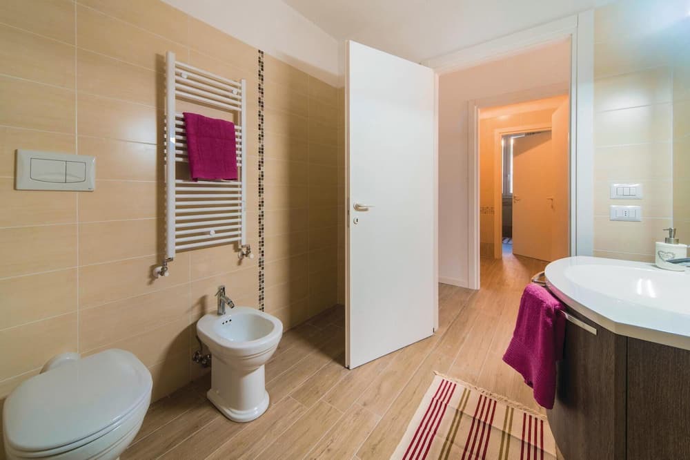 Photo of Bathroom in Cinto Euganeo