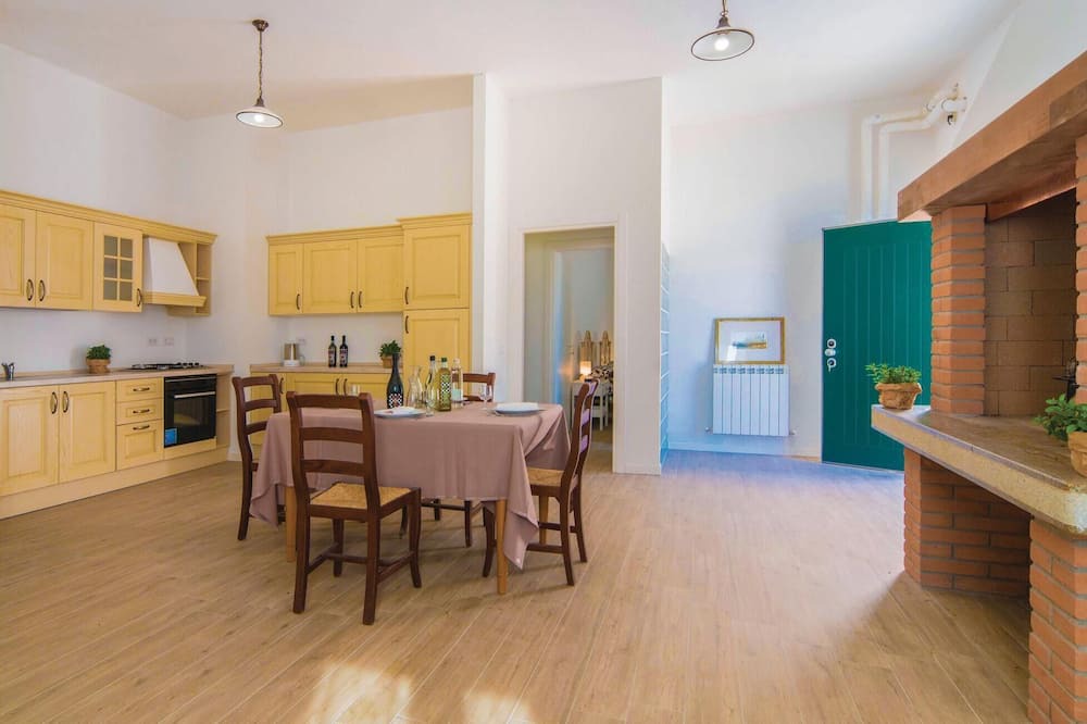 Photo of Livingroom in Cinto Euganeo