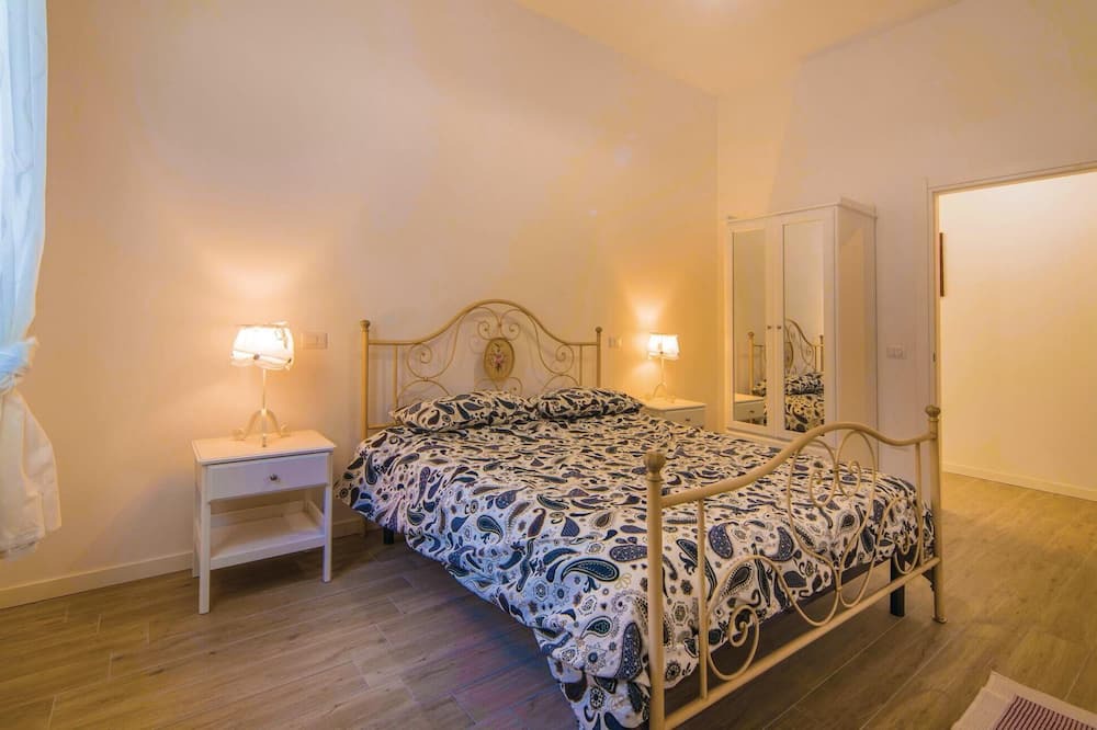 Photo of Bedroom in Cinto Euganeo