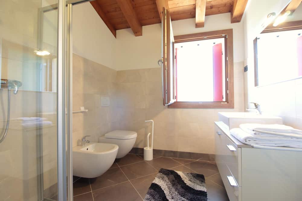 Photo of Bathroom in Miane