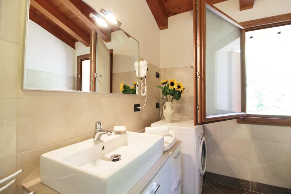 Photo of Bathroom in Miane