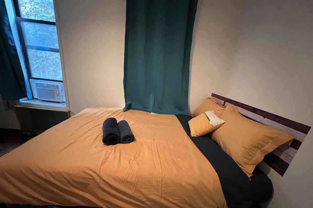Photo of Bedroom in Bowery