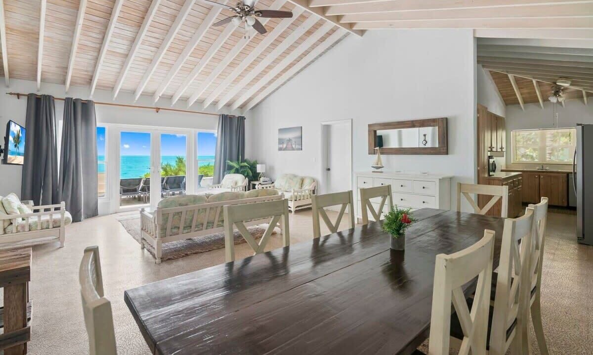 Photo of Livingroom in Rokers Point