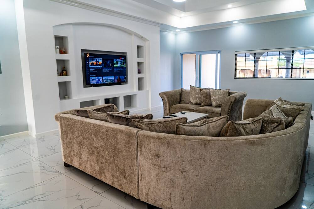 Photo of Livingroom in Spring Village