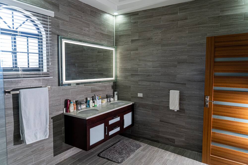 Photo of Bathroom in Spring Village