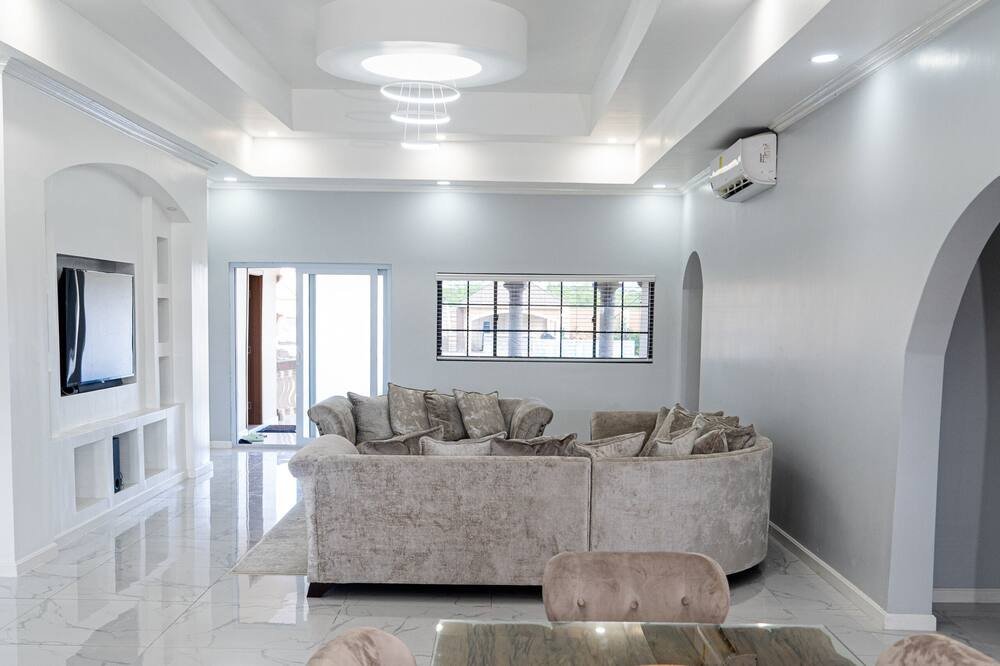 Photo of Livingroom in Spring Village