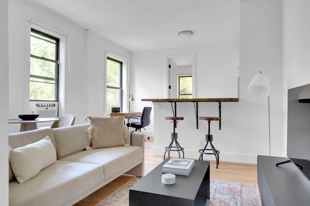 Photo of Livingroom in South Slope