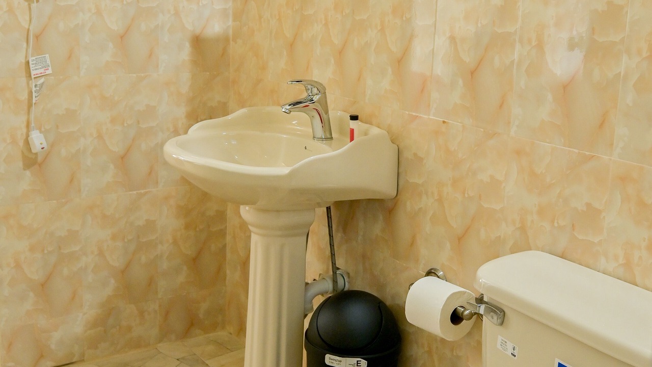 Photo of Bathroom in Whitehouse