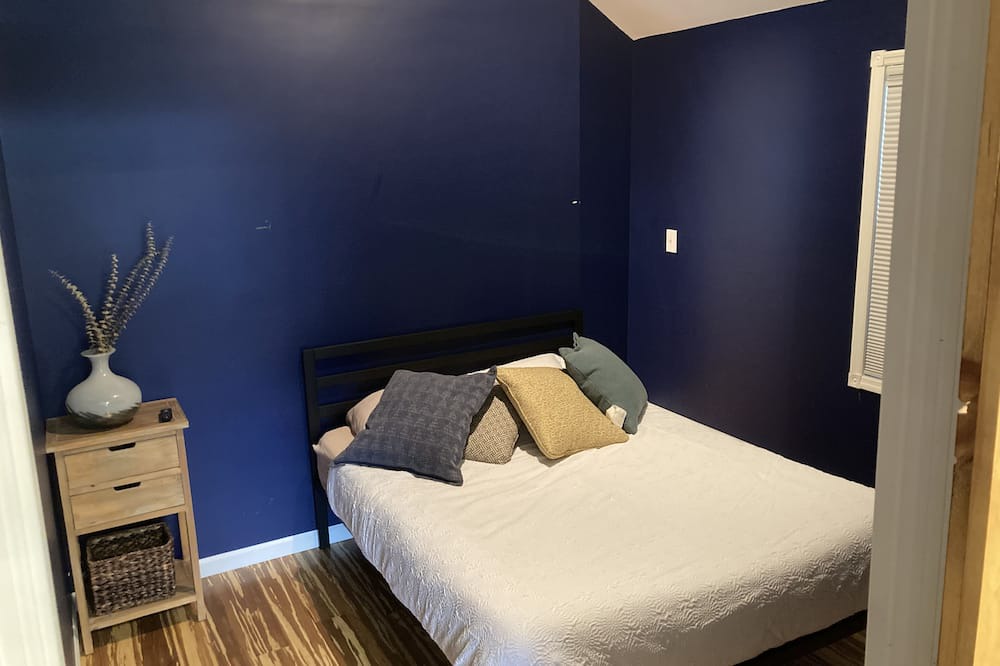 Photo of Bedroom in Great Kills
